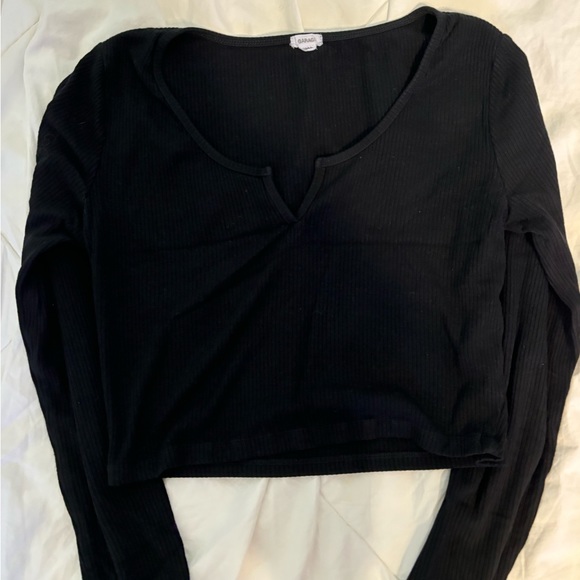 Black long sleeve crop too - Picture 1 of 2